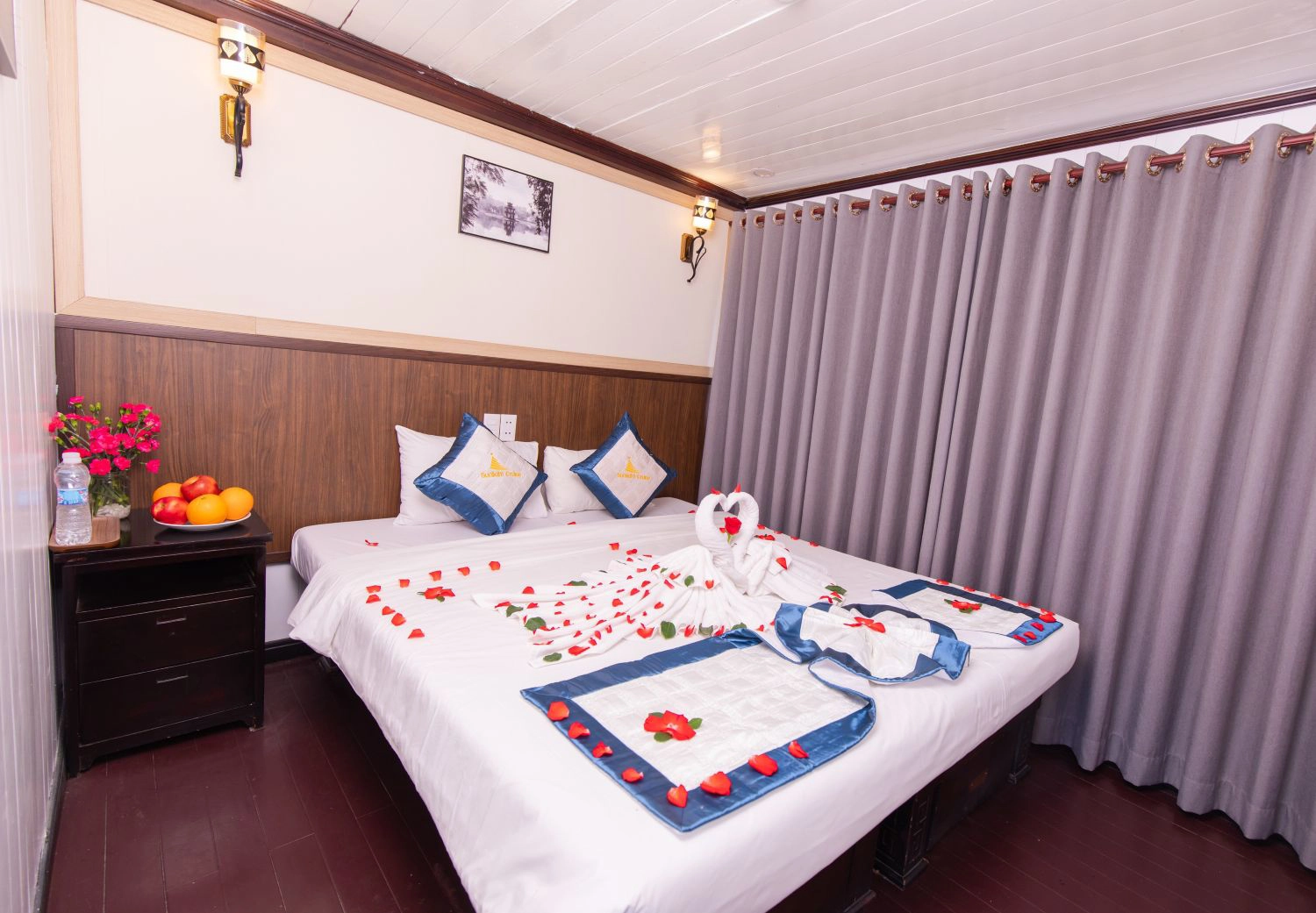 3D2N Tour | Discovery Journey: From Ha Long Bay to Cat Ba Island on Sunlight Legend Cruise 14 cabin